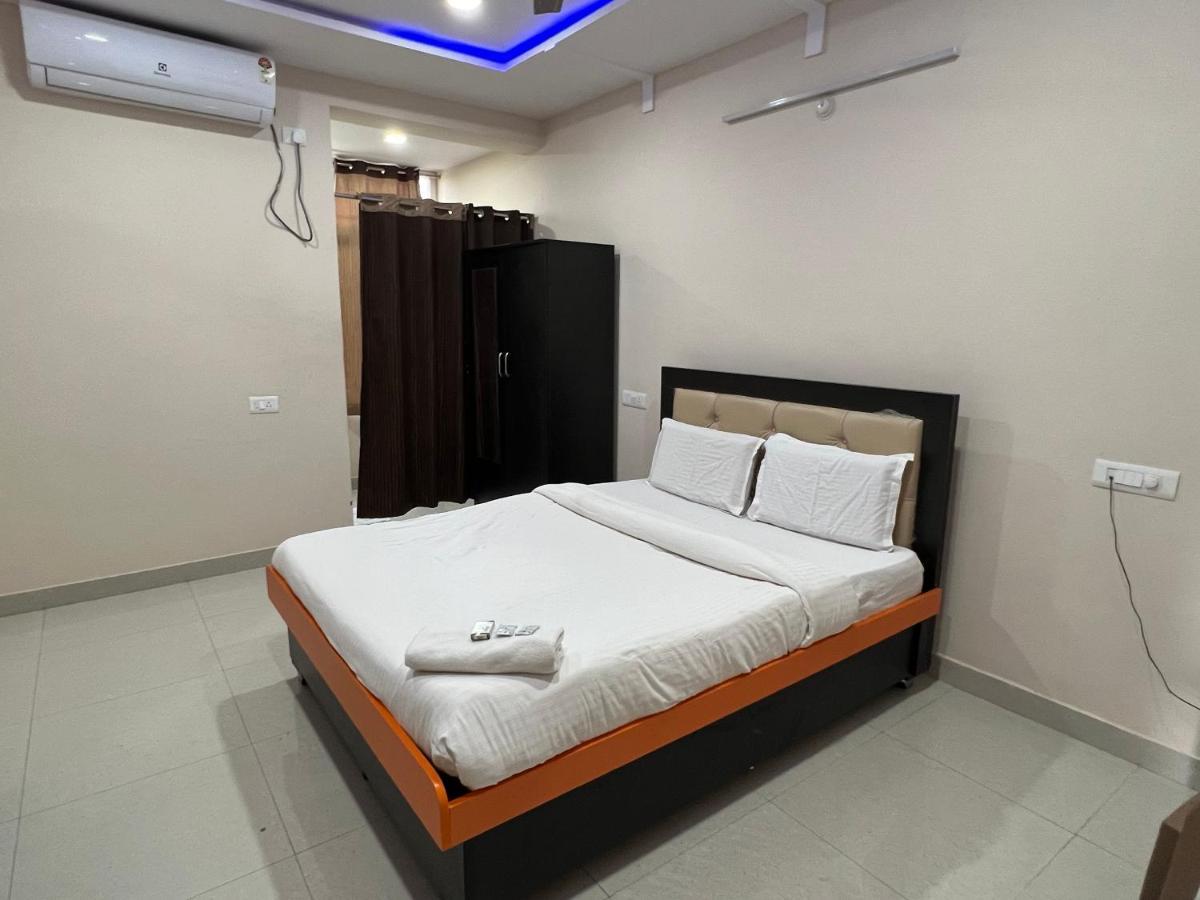 5 Star Grand Otel Shamshabad Dış mekan fotoğraf
