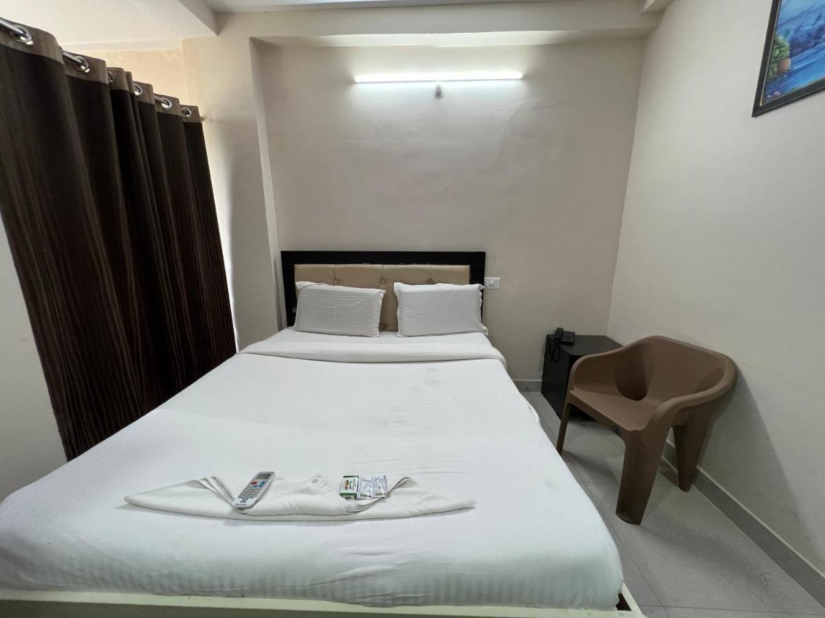 5 Star Grand Otel Shamshabad Dış mekan fotoğraf